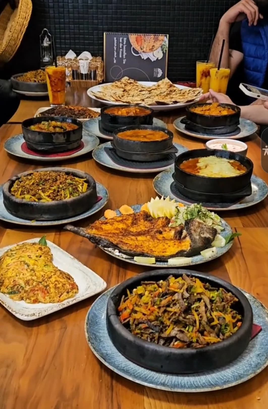 Hadramaut Restaurant Atmosphere